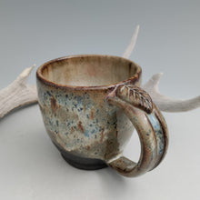 Load image into Gallery viewer, Earthy mug with blues