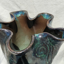 Load image into Gallery viewer, Midnight green wavy vase