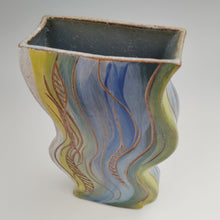 Load image into Gallery viewer, Squiggle vase