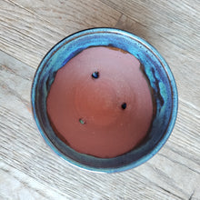Load image into Gallery viewer, Little green planter