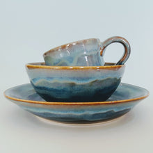 Load image into Gallery viewer, Misty mountains table setting