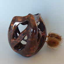 Load image into Gallery viewer, Carved vase -toasted caramel