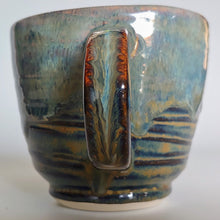 Load image into Gallery viewer, Mug -flowing river rock