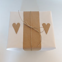 Load image into Gallery viewer, Gift wrap -simple, sustainable