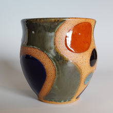 Load image into Gallery viewer, Color block mug -yin yang handle