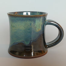 Load image into Gallery viewer, Large mug in Green