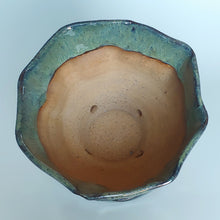 Load image into Gallery viewer, Octagon planter