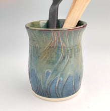 Load image into Gallery viewer, Blue green vase