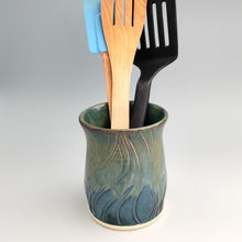 Load image into Gallery viewer, Blue green vase