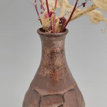 Load image into Gallery viewer, Faceted vase in bronze