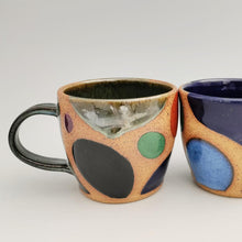 Load image into Gallery viewer, Mug w/ multicolor spots
