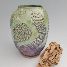 Load image into Gallery viewer, Octopus vase