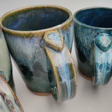 Load image into Gallery viewer, Blue & green mug