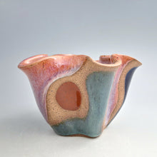 Load image into Gallery viewer, Small wavy vessel with color blocks
