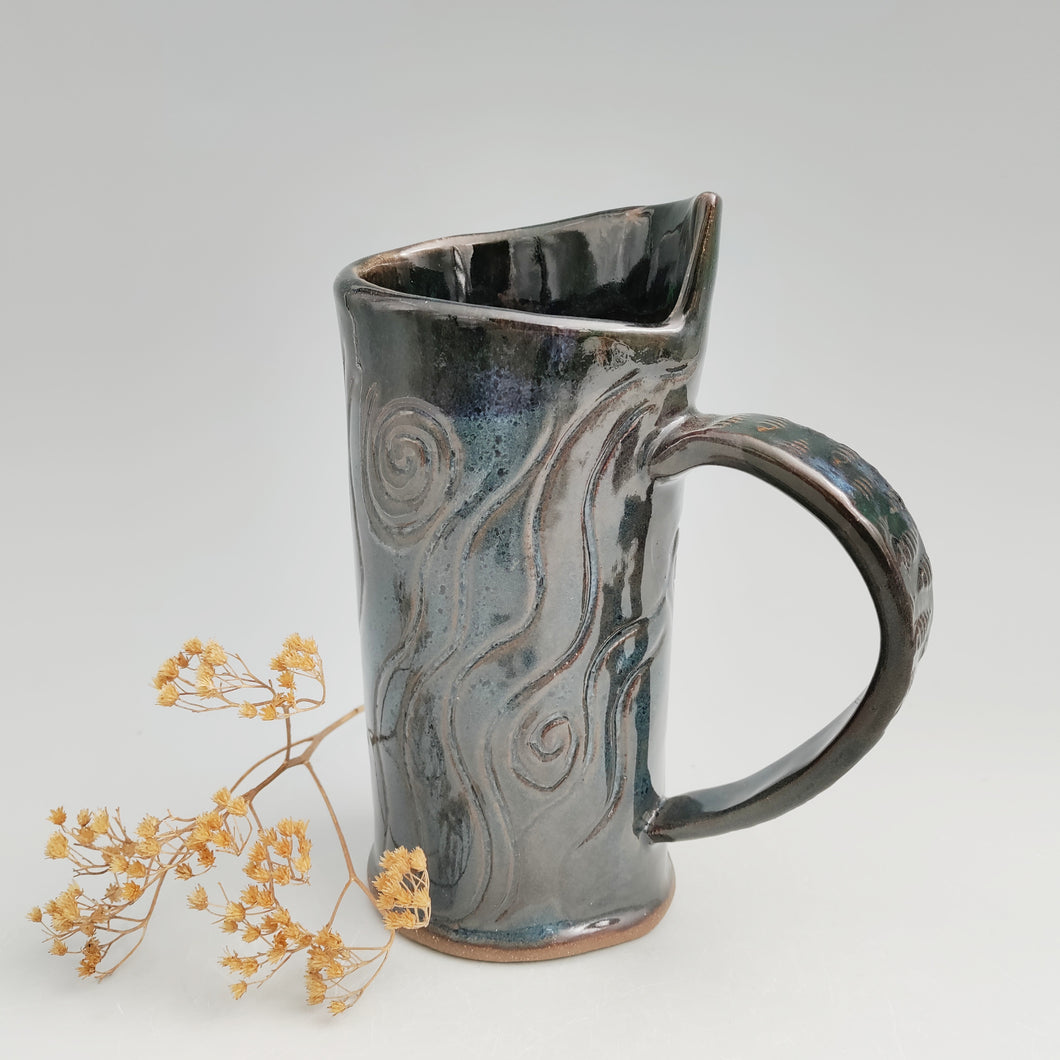 Dark dragonfly mug