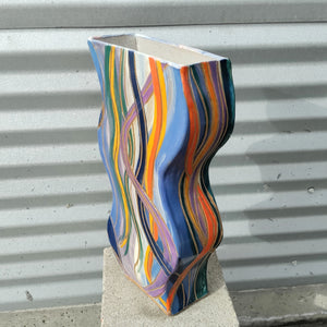 Squiggle vase