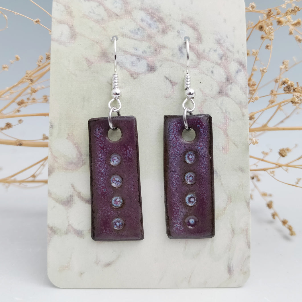 Violet rectangle earrings