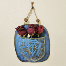 Load image into Gallery viewer, Little wall planter in blues
