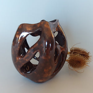 Carved vase -toasted caramel