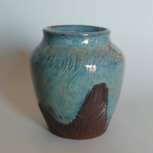 Load image into Gallery viewer, Blue vase, feathery texture
