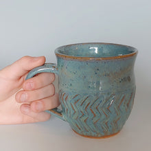 Load image into Gallery viewer, Groovy zig zag mug
