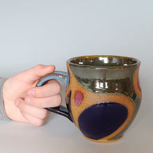 Load image into Gallery viewer, Color block mug -yin yang handle
