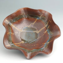 Load image into Gallery viewer, Coppery fluted bowl
