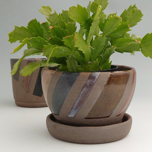 Planter -geometric color stripes