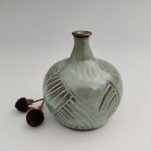 Load image into Gallery viewer, Tiny bud vase, seafoam green
