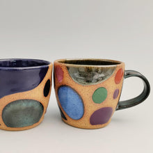 Load image into Gallery viewer, Mug w/ multicolor spots

