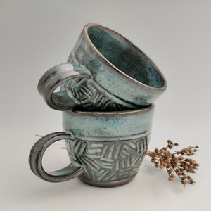 Groovy blue-green mug