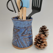 Load image into Gallery viewer, Utensil holder -vibrant blue triangles
