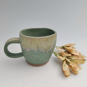 Mug in soft green