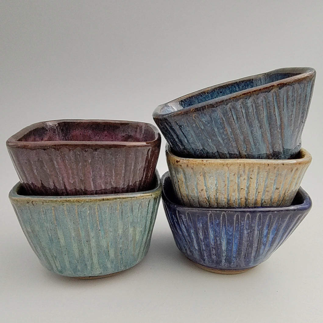 Set of 5 square cups