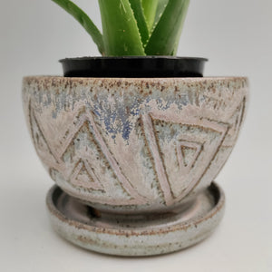 Planter with frosty triangles