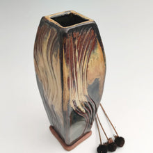 Load image into Gallery viewer, Four-sided vessel
