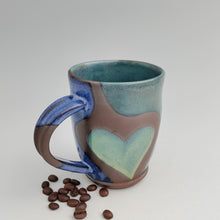 Load image into Gallery viewer, Heart mug with color blocks
