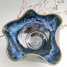 Load image into Gallery viewer, Wavy emerald bowl with blue flow
